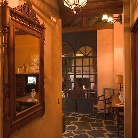 Palacio Viejo De Corchuelas 호텔 4*