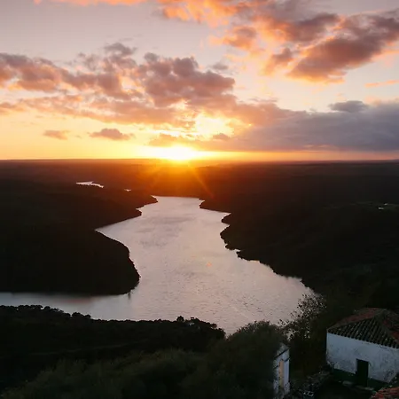 Hotell Palacio Viejo De Corchuelas 4*