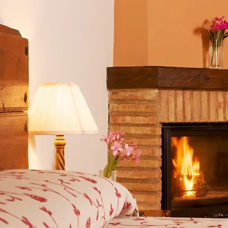 Palacio Viejo De Corchuelas