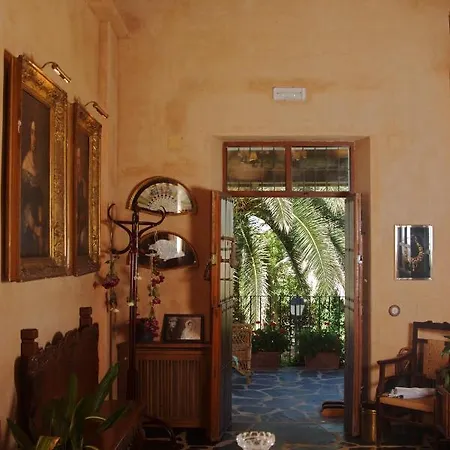 Hotel Palacio Viejo De Corchuelas 4*