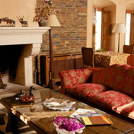 Hotel Palacio Viejo De Corchuelas 4*