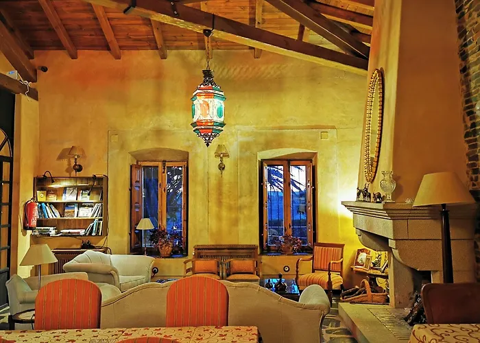 Palacio Viejo De Corchuelas Торрехон-эль-Рубио