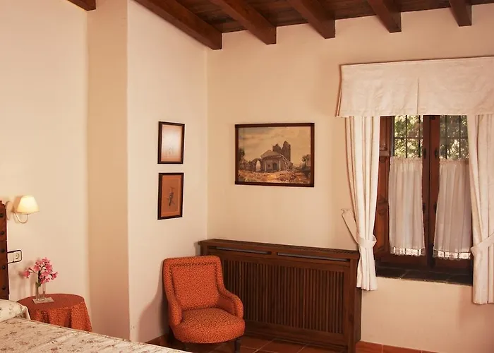 Palacio Viejo De Corchuelas Торрехон-эль-Рубио