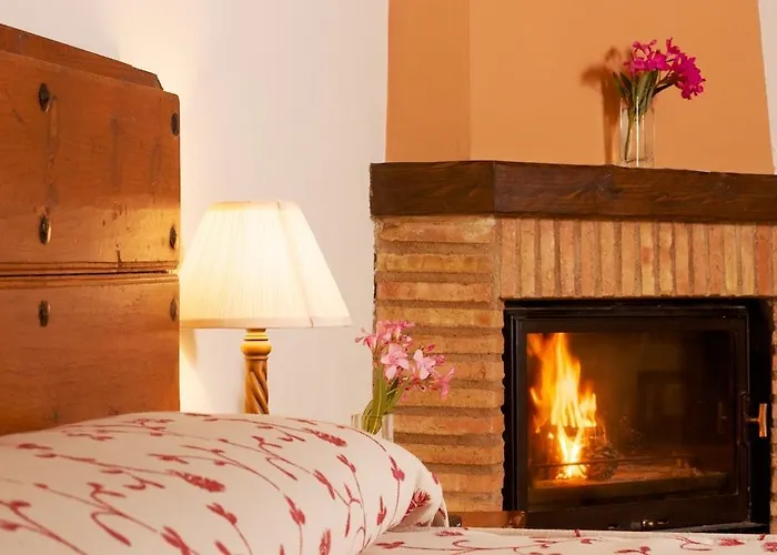 Palacio Viejo De Corchuelas