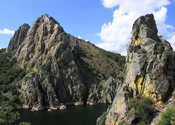 Palacio Viejo De Corchuelas Торрехон-эль-Рубио