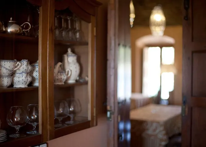 Palacio Viejo De Corchuelas