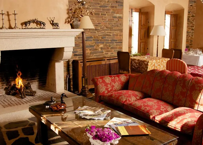 Отель Palacio Viejo De Corchuelas 4*